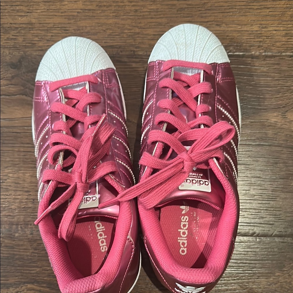 Superstar Adidas Pink and White Sneakers with Iconic Shell Toe